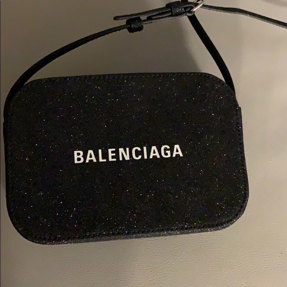 BRAND NEW BALENCIAGA HANDBAG